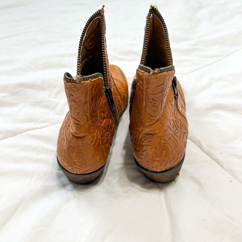 Pazzo Anthropologie Dust Tooled Leather Ankle Booties Tan Brown Size 8.5M - Picture 6 of 8